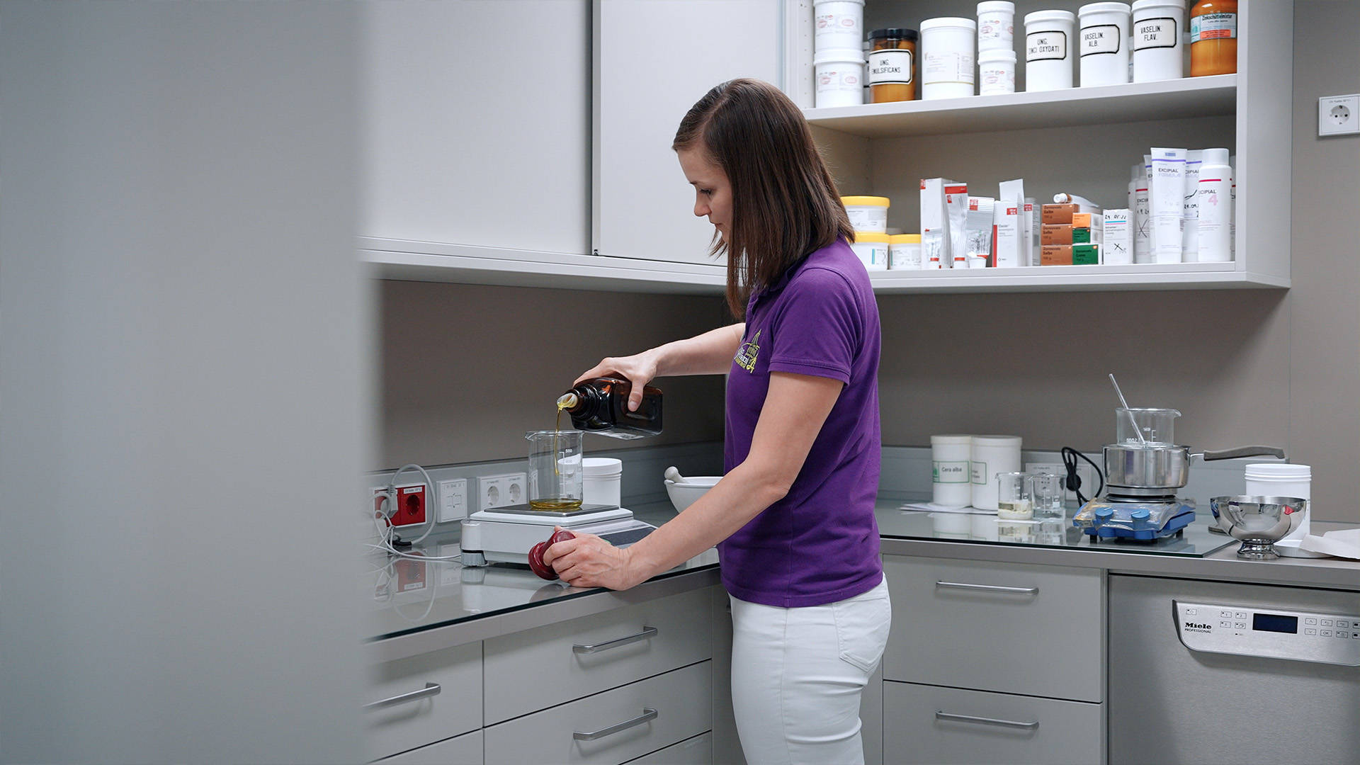 Ein kleiner Blick hinter die Kulissen: Die Apotheke als Manufaktur